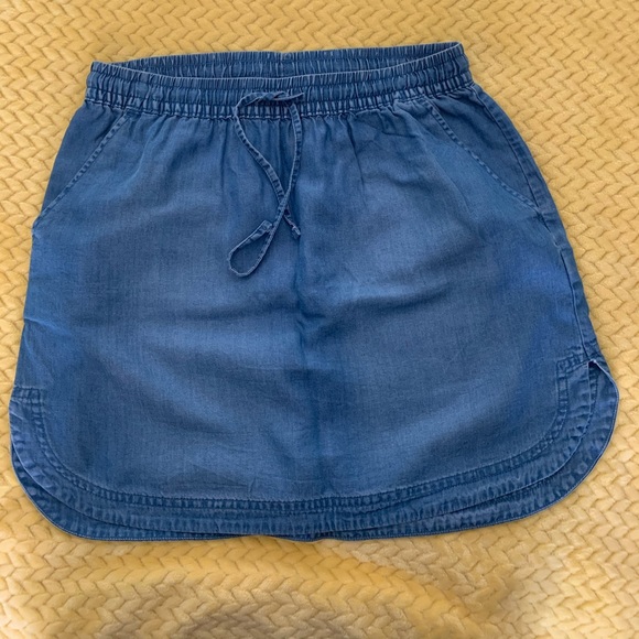 Merona Dresses & Skirts - Merona Chambray Drawstring Skirt w/pockets